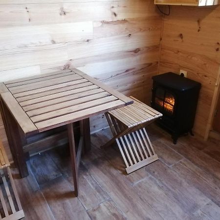 Patrice Et Chrstel Cabane En Bois Chatuzange-le-Goubet Bagian luar foto