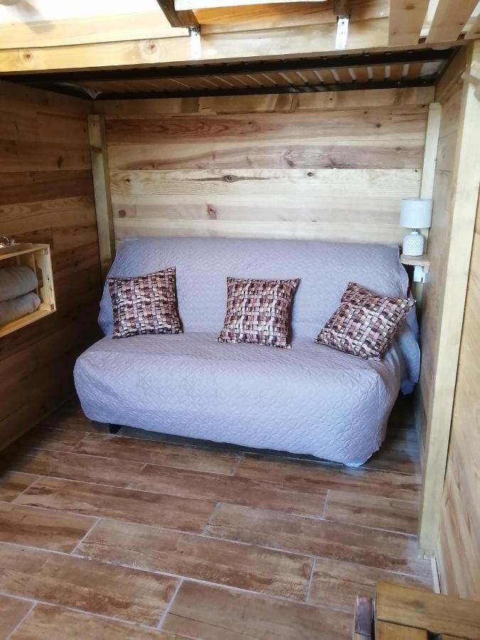 Patrice Et Chrstel Cabane En Bois Chatuzange-le-Goubet Bagian luar foto